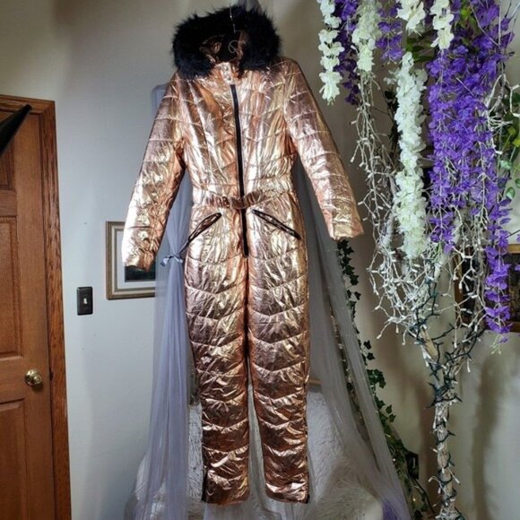 Women's Puffer Waterproof Snow Suit Faux Fur Hood Hood Size M NWOT Zip Legs Belt - Picture 2 of 7